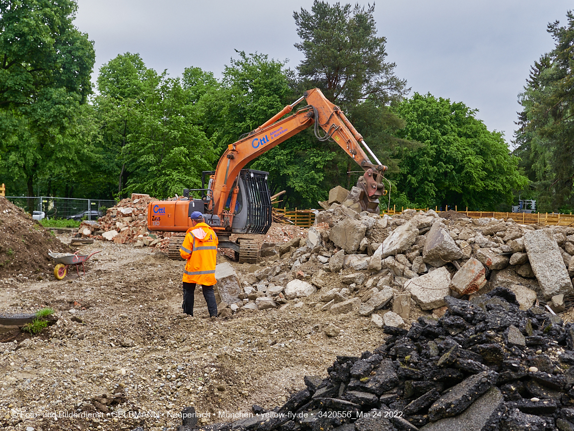 24.05.2022 - Baustelle am Haus für Kinder in Neuperlach